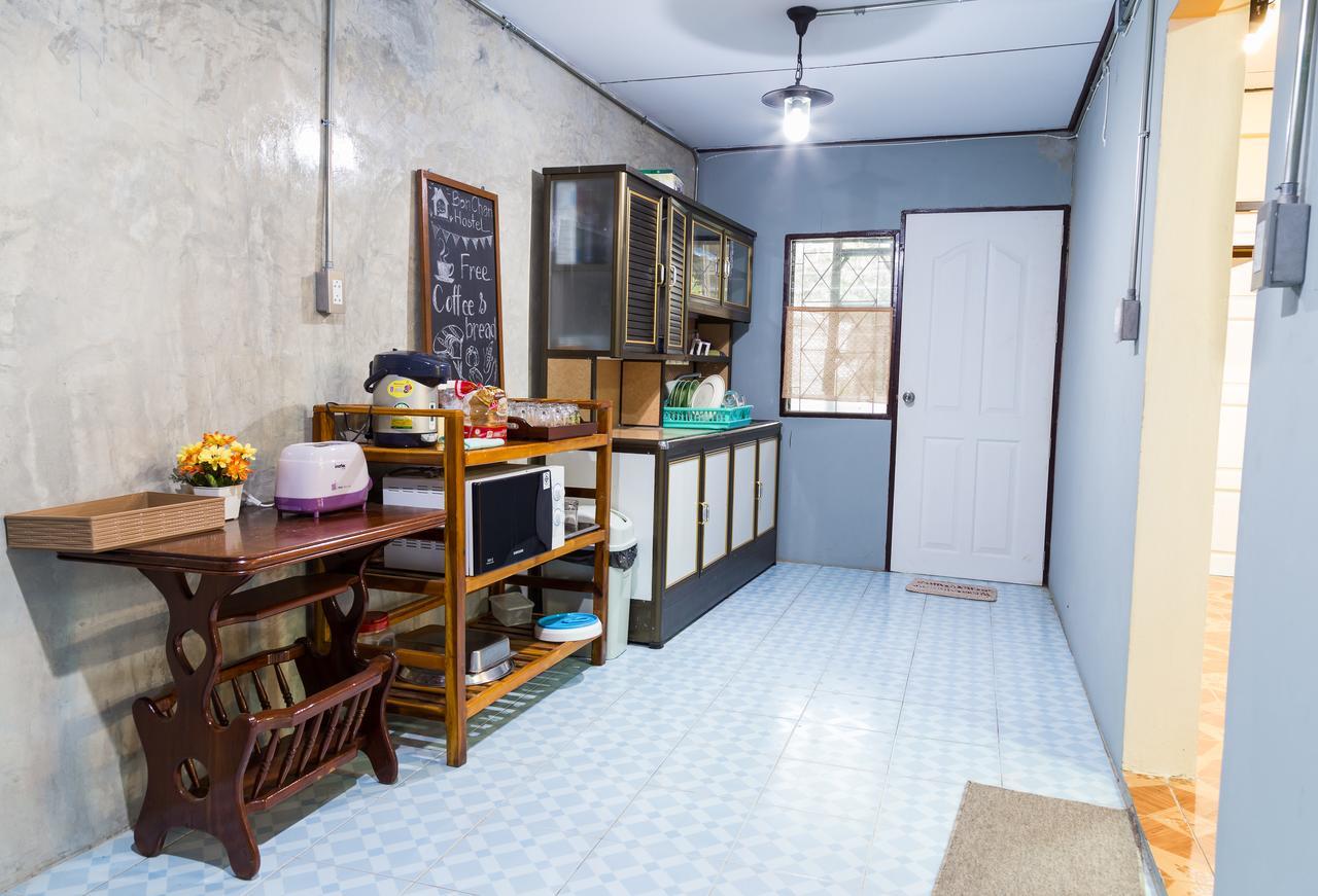 Banchan Hostel Ayutthaya Bagian luar foto